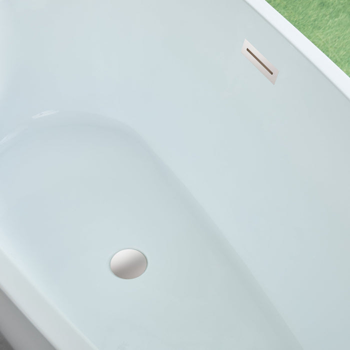 Freestanding Acrylic Bathtub - HomeBeyond